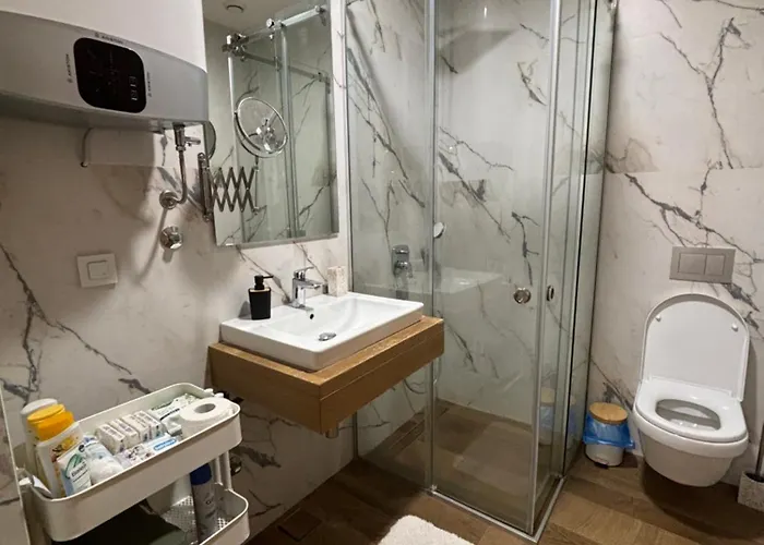 Tenea & 아파트 즐라티보